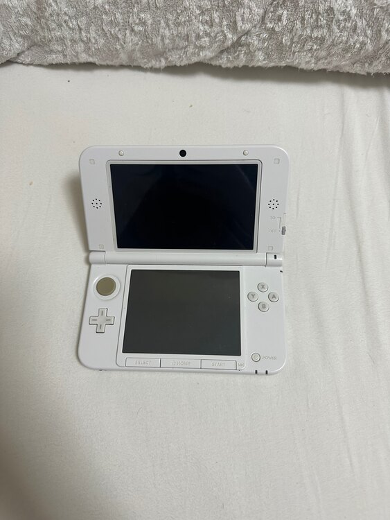 Nintendo3DSLL その他カセット（ゲーム機本体・ゲームソフト）の商品画像 - 査定依頼日：2025年4月23日 - 最高査定価格：10,000円