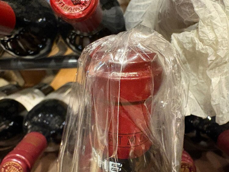 ワイン ラ・ターシュ （お酒）の商品画像 - 査定依頼日：2025年3月26日 - 最高査定価格：630,000円