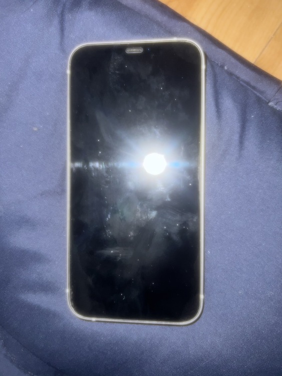 iPhone12（スマホ）の商品画像 - 査定依頼日：2026年3月2日 - 最高査定価格：20,000円