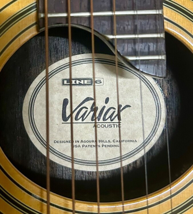 line6 のvariax acoustic（ピアノ・楽器・PA機材）の商品画像 - 査定依頼日：2025年4月25日 - 最高査定価格：46,000円