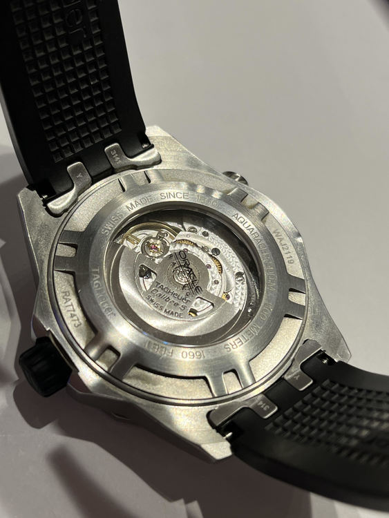 アクアレーサー（高級時計）の商品画像 - 査定依頼日：2022年4月4日 - 最高査定価格：80,000円