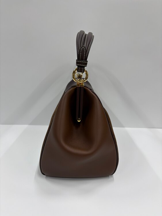 GUCCI 2WAYハンドバッグ（ブランドバッグ）の商品画像 - 査定依頼日：2025年5月30日 - 最高査定価格：185,000円