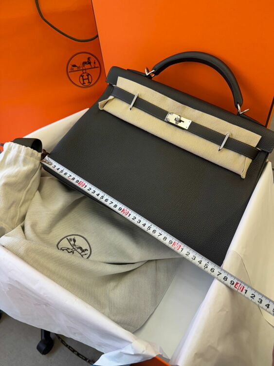 エルメス ケリー （ブランドバッグ）の商品画像 - 査定依頼日：2025年10月27日 - 最高査定価格：3,000,000円