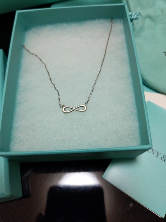 ネックレス インフィニティ（金・貴金属）の商品画像 - 査定依頼日：2025年9月10日 - 最高査定価格：21,000円