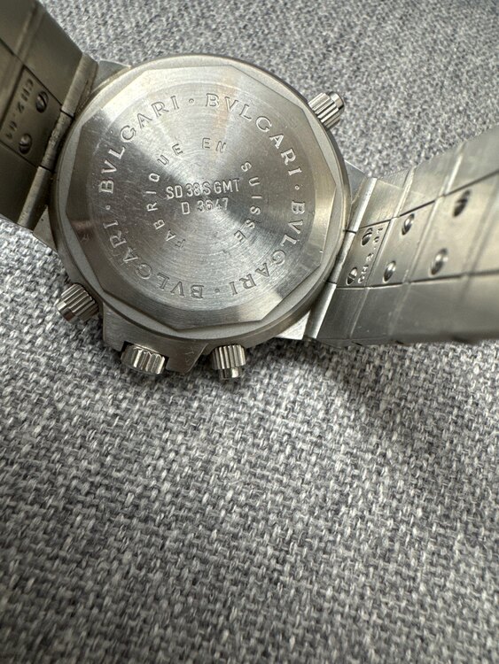 ブルガリ ディアゴノ SD 38S GMT D364（高級時計）の商品画像 - 査定依頼日：2025年4月6日 - 最高査定価格：160,000円