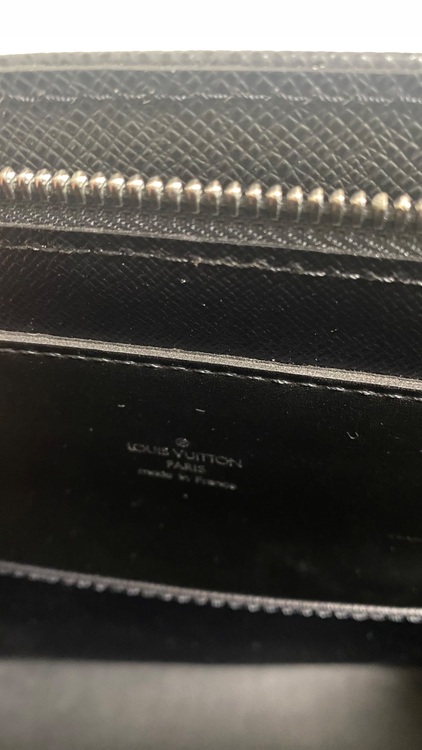 ？ビジネスバッグ（ブランドバッグ）の商品画像 - 査定依頼日：2025年9月16日 - 最高査定価格：60,000円