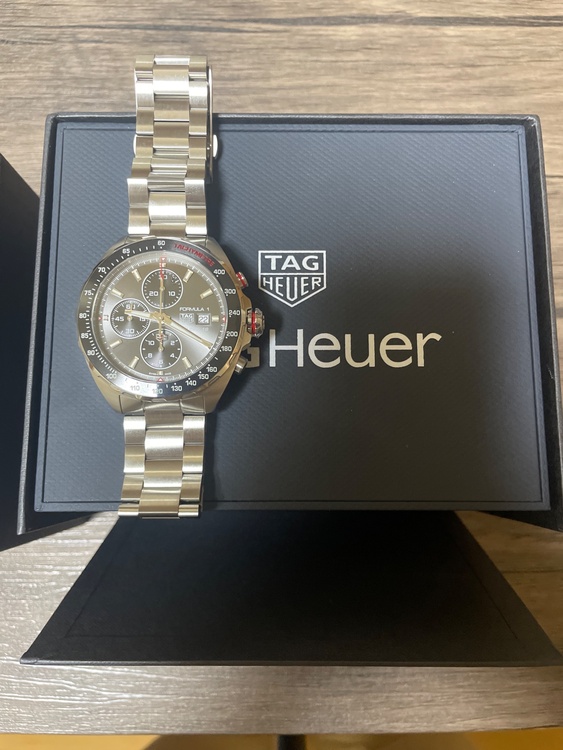 タグホイヤー フォーミュラ （高級時計）の商品画像 - 査定依頼日：2026年2月22日 - 最高査定価格：180,000円