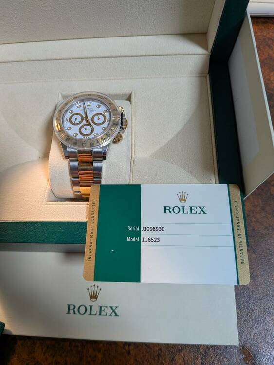 ロレックス デイトナ 116523（高級時計）の商品画像 - 査定依頼日：2026年1月28日 - 最高査定価格：3,000,000円