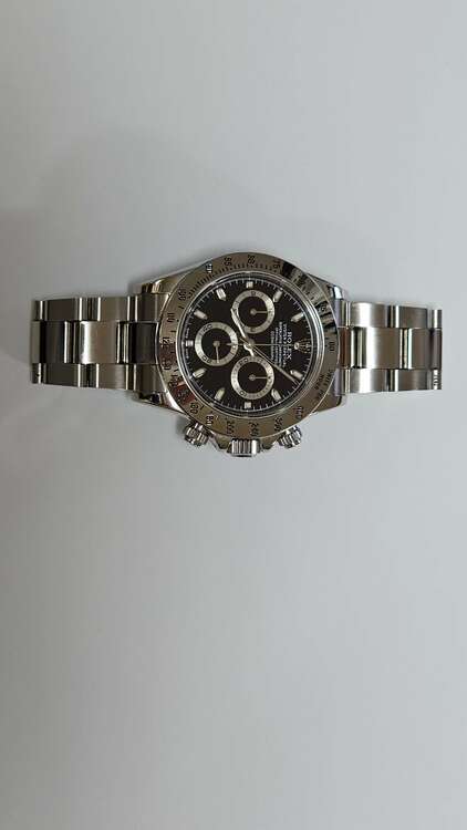 ロレックス デイトナ 116520（高級時計）の商品画像 - 査定依頼日：2025年4月14日 - 最高査定価格：3,100,000円