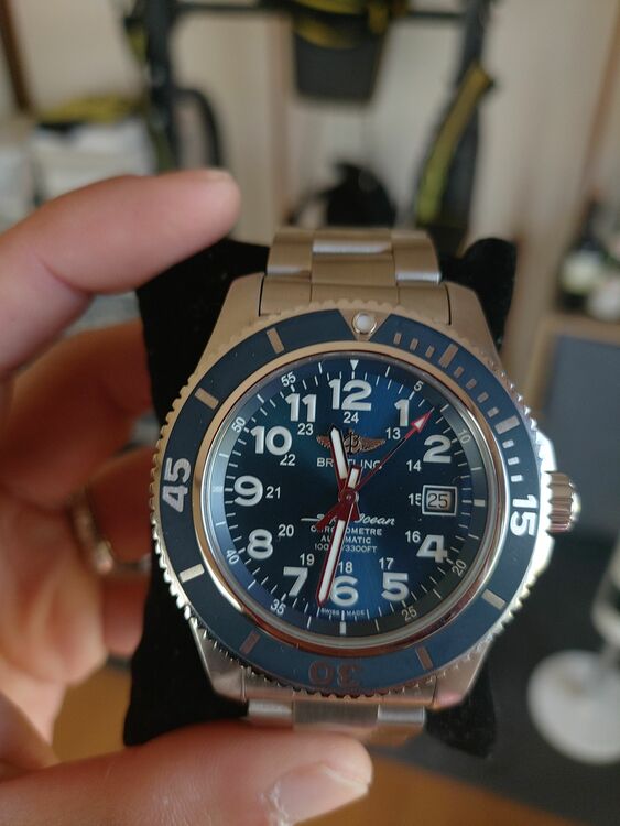 ブライトリング スーパーオーシャン （高級時計）の商品画像 - 査定依頼日：2025年9月23日 - 最高査定価格：270,000円