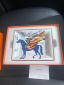 エルメス（ブランド財布・小物）の商品画像 - 査定依頼日：2024年9月2日 - 最高査定価格：5,000円