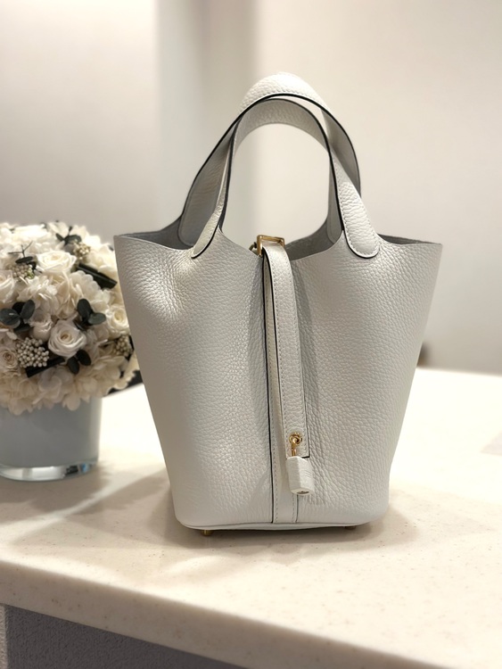 ピコタンロックPM（ブランドバッグ）の商品画像 - 査定依頼日：2025年6月15日 - 最高査定価格：500,000円