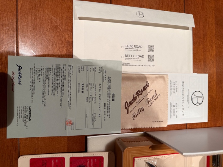 スピードマスター　レーシング（高級時計）の商品画像 - 査定依頼日：2026年5月31日 - 最高査定価格：100,000円