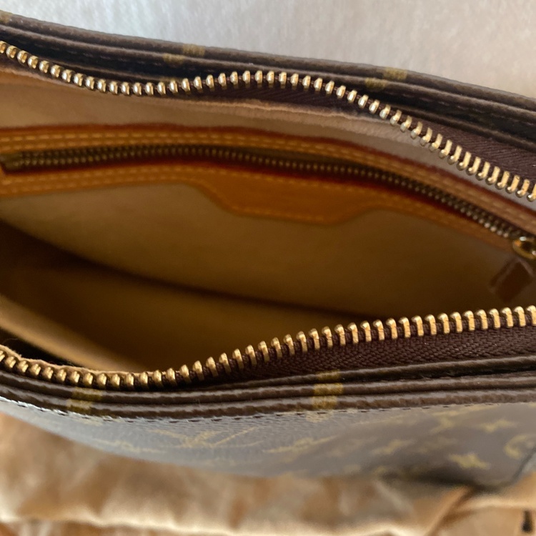 ルイヴィトン モノグラム ルーピング MM M51146 ショルダーバッグ（ブランドバッグ）の商品画像 - 査定依頼日：2026年3月22日 - 最高査定価格：100,000円
