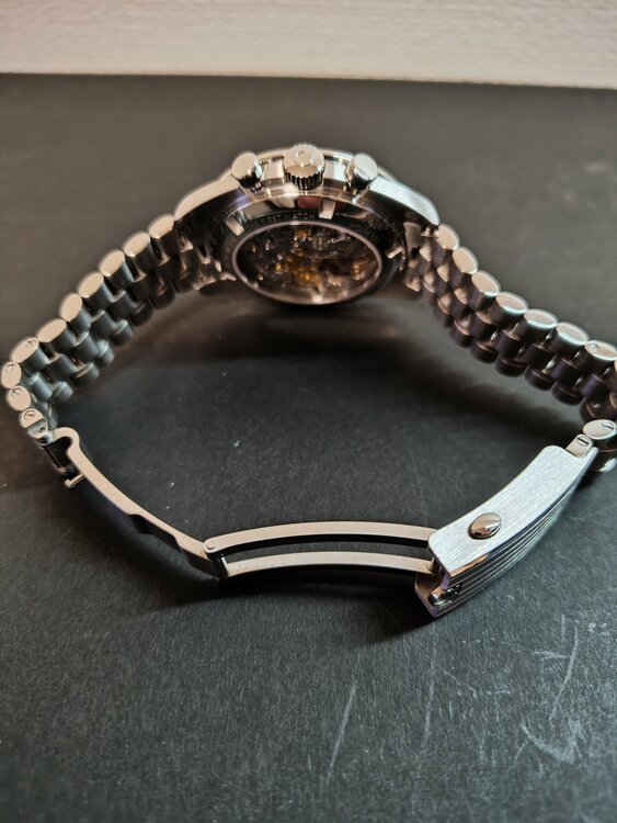 オメガ スピードマスター （高級時計）の商品画像 - 査定依頼日：2026年1月9日 - 最高査定価格：880,000円