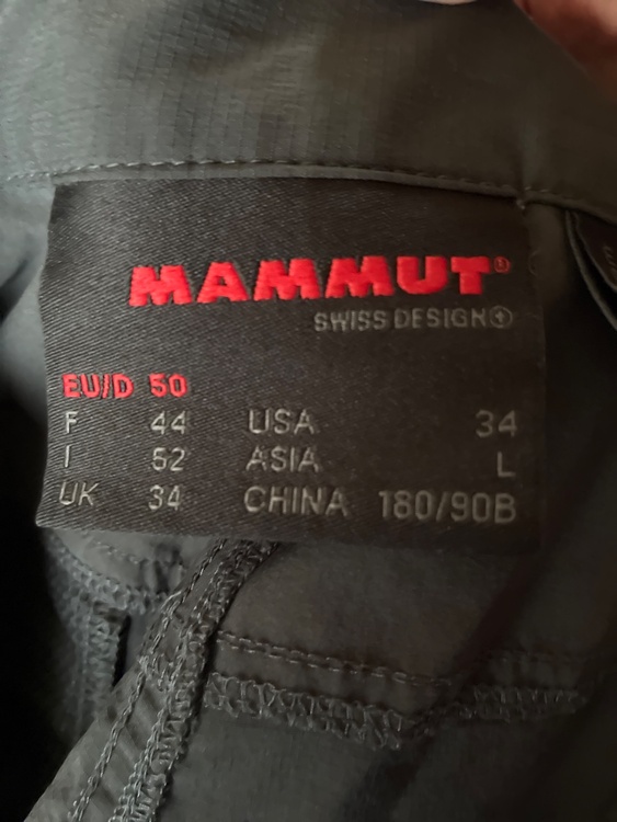 MAMMUT Runbold Light Pants AF Men（古着・ファッション）の商品画像 - 査定依頼日：2026年5月3日 - 最高査定価格：2,500円