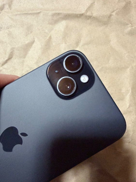 iPhone15plus SIMフリー（スマホ）の商品画像 - 査定依頼日：2026年5月4日 - 最高査定価格：70,000円