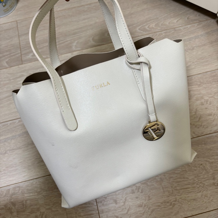 ハンドバッグ（ブランドバッグ）の商品画像 - 査定依頼日：2025年6月9日 - 最高査定価格：100,000円