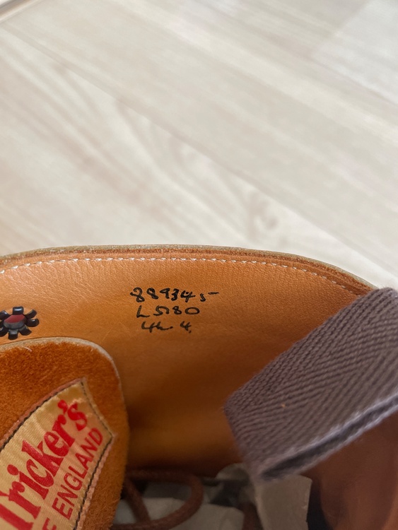 Tricker's カントリーブーツ #5180 マロン・アンティーク （古着・ファッション）の商品画像 - 査定依頼日：2026年3月11日 - 最高査定価格：12,000円