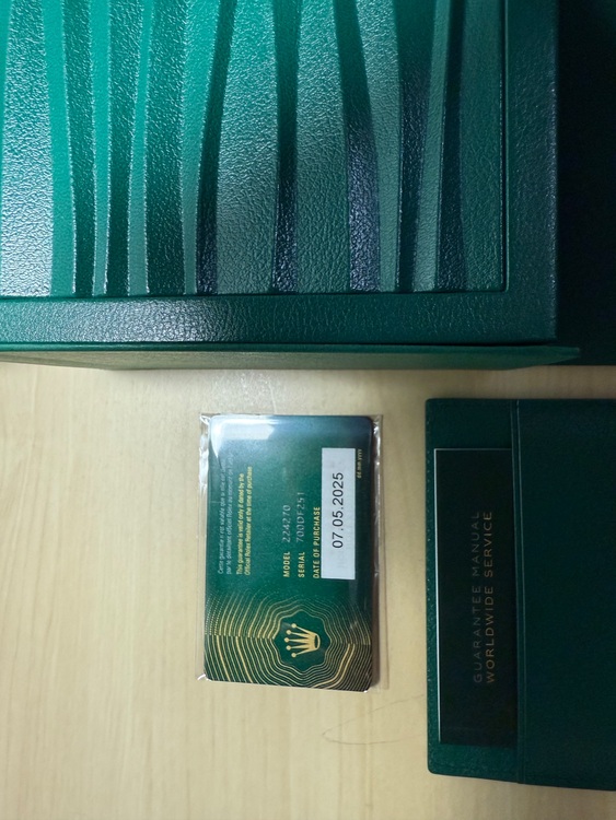 ロレックス エクスプローラー 224270（高級時計）の商品画像 - 査定依頼日：2025年6月14日 - 最高査定価格：1,410,000円