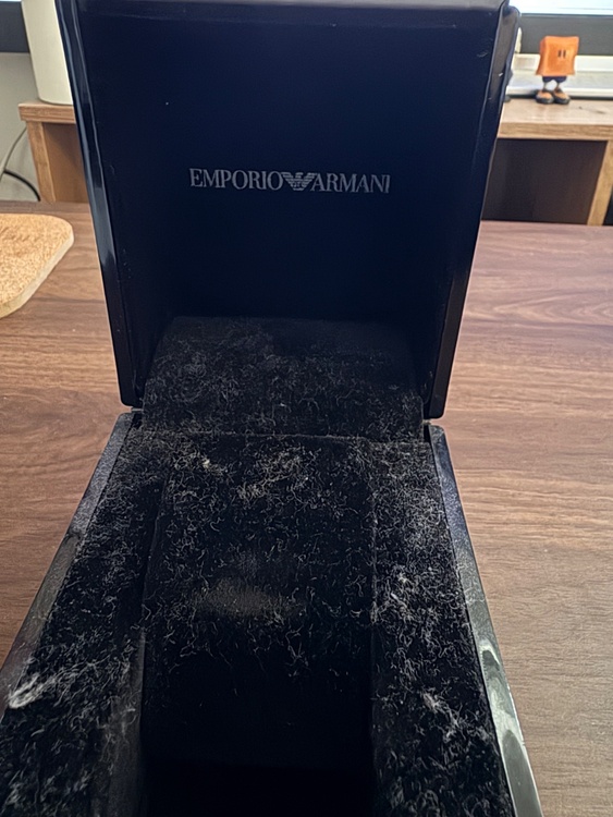 EMPORIO ARMANI（高級時計）の商品画像 - 査定依頼日：2026年3月16日 - 最高査定価格：2,000円