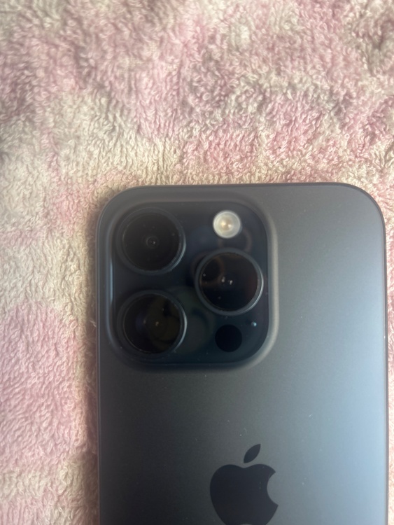 iPhone15pro（スマホ）の商品画像 - 査定依頼日：2026年5月5日 - 最高査定価格：74,000円