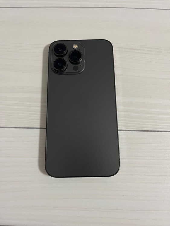iPhone iPhone 13 Pro 256GB SIMフリー（スマホ）の商品画像 - 査定依頼日：2026年9月13日 - 最高査定価格：48,500円