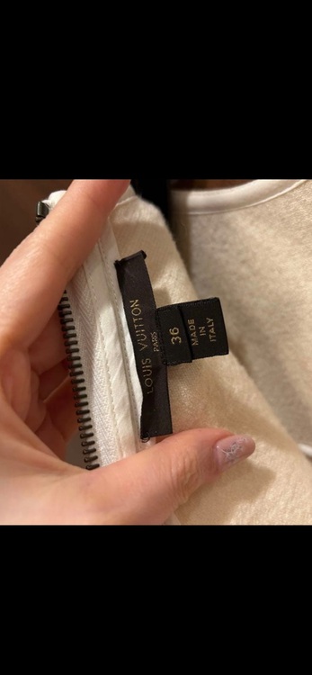 ワンピース（古着・ファッション）の商品画像 - 査定依頼日：2025年11月2日 - 最高査定価格：10,000円