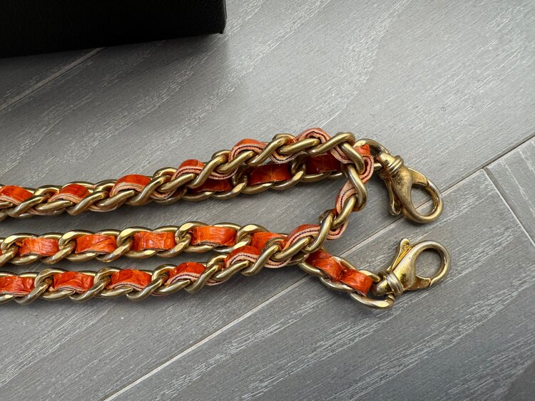 パイソン　ミニショルダー（ブランドバッグ）の商品画像 - 査定依頼日：2025年3月10日 - 最高査定価格：100,000円