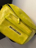 バレンシアガ　ボディバッグ（ブランドバッグ）の商品画像 - 査定依頼日：2024年11月25日 - 最高査定価格：20,000円