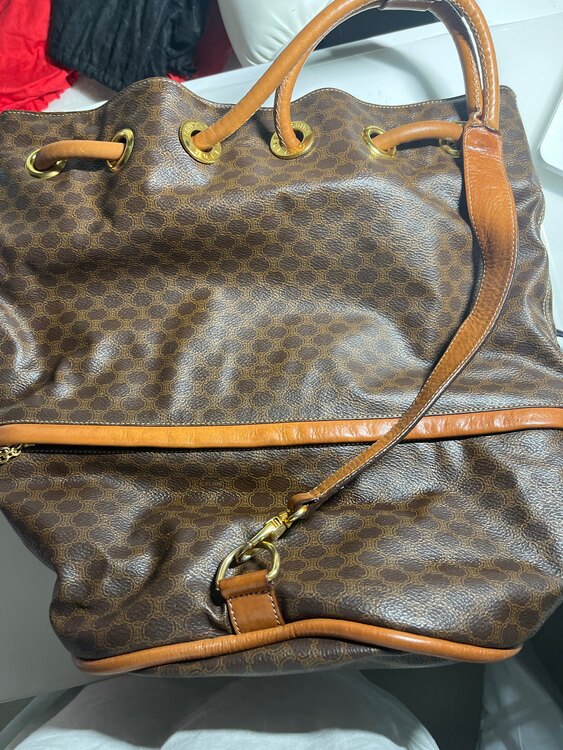 リュック（ブランドバッグ）の商品画像 - 査定依頼日：2025年5月12日 - 最高査定価格：40,000円