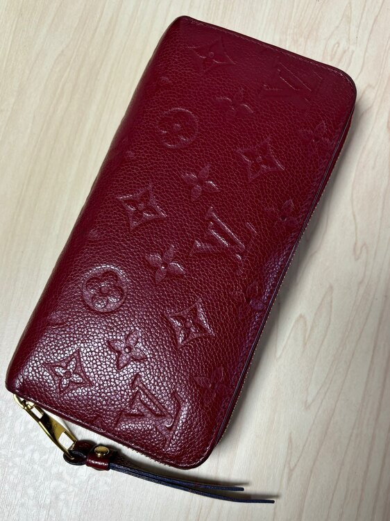 アンプラント　ジッパーウォレット（ブランド財布・小物）の商品画像 - 査定依頼日：2025年1月8日 - 最高査定価格：20,000円