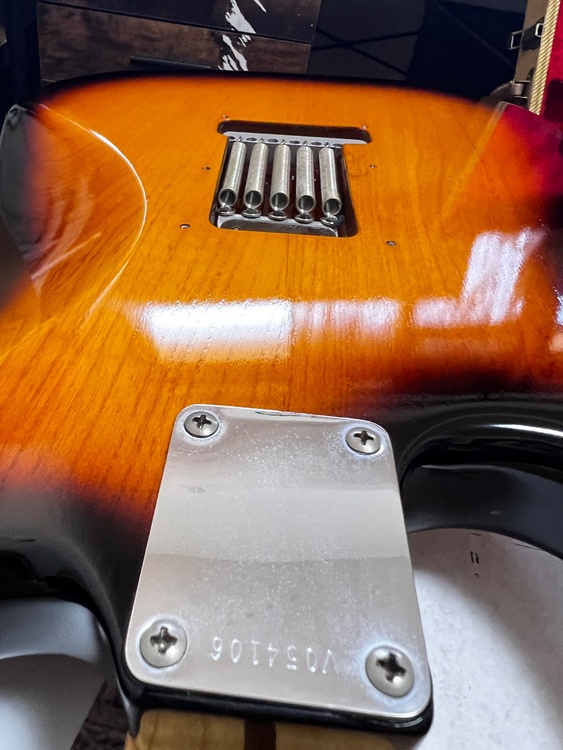 Fender/U.S.A. Custom Shop 『C.I.1954 STRAT 2TS MN（ピアノ・楽器・PA機材）の商品画像 - 査定依頼日：2026年8月9日 - 最高査定価格：288,000円