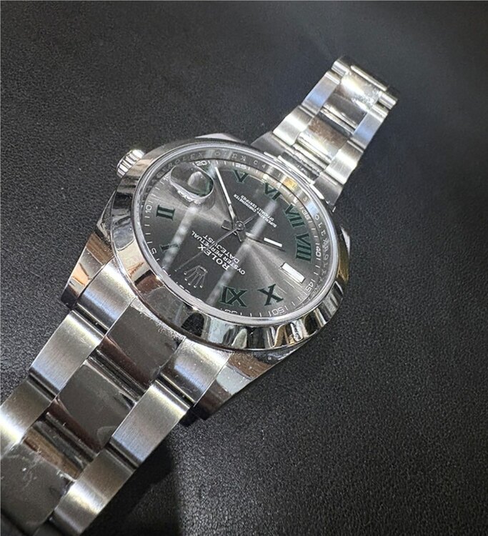 126300 ウインブルドン（高級時計）の商品画像 - 査定依頼日：2025年5月27日 - 最高査定価格：1,370,000円