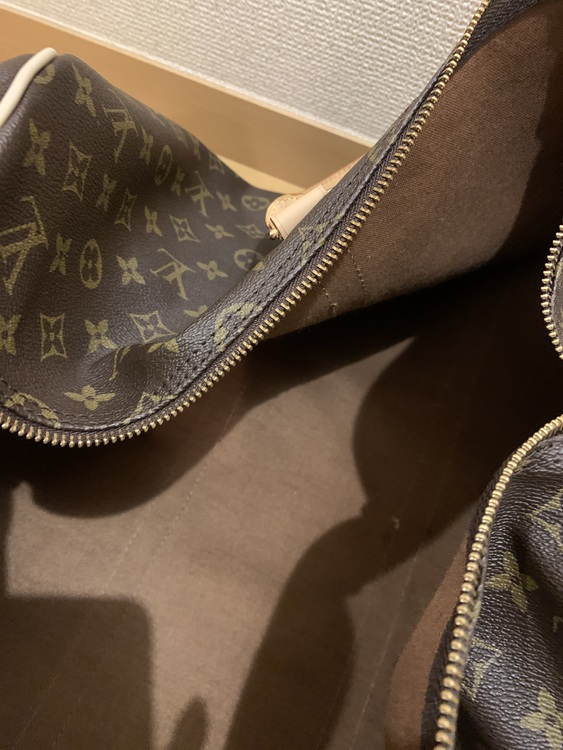 旅行用カバン（ブランドバッグ）の商品画像 - 査定依頼日：2022年5月3日 - 最高査定価格：45,000円