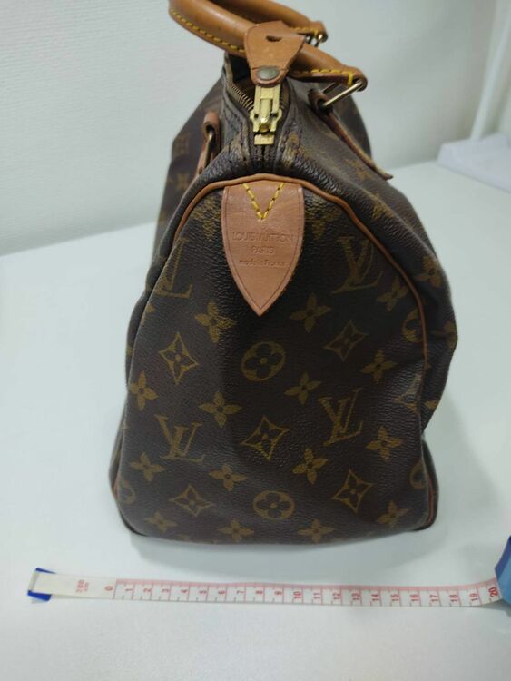 ヴィトン モノグラム スピーディ30 鍵付き（ブランドバッグ）の商品画像 - 査定依頼日：2025年8月23日 - 最高査定価格：100,000円