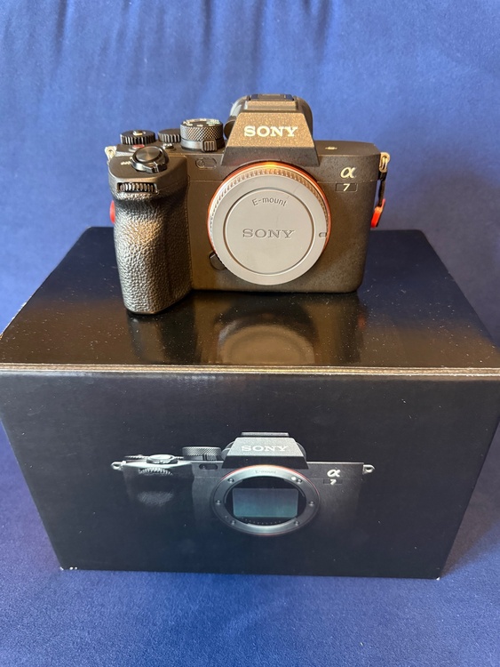 α7Ⅳ（カメラ）の商品画像 - 査定依頼日：2026年5月25日 - 最高査定価格：155,000円