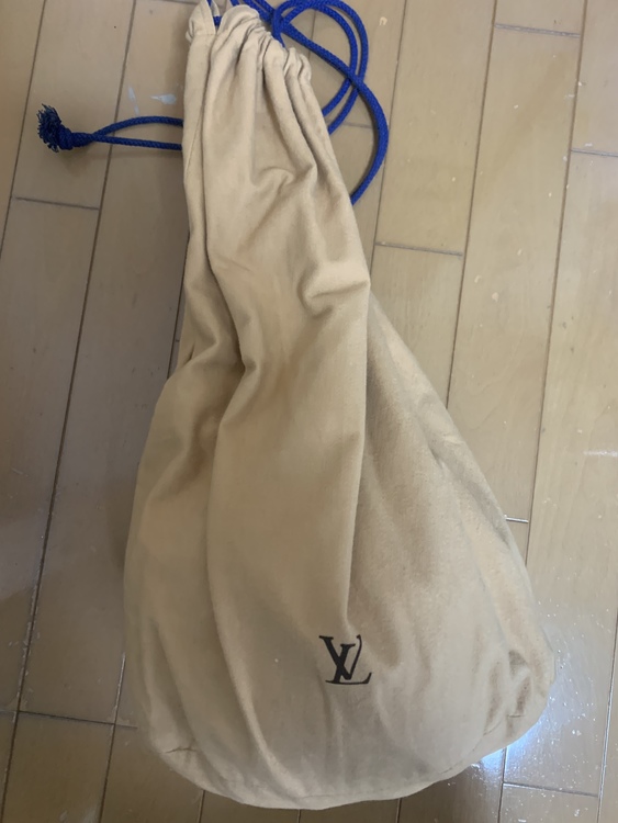 サッカーボール（ブランドバッグ）の商品画像 - 査定依頼日：2022年4月19日 - 最高査定価格：200,000円