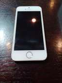 iphone se（スマホ）の商品画像 - 査定依頼日：2022年10月31日 - 最高査定価格：3,700円