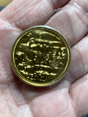 昭和天皇在位60年記念10万円金貨（金・貴金属）の商品画像 - 査定依頼日：2026年7月13日 - 最高査定価格：372,000円