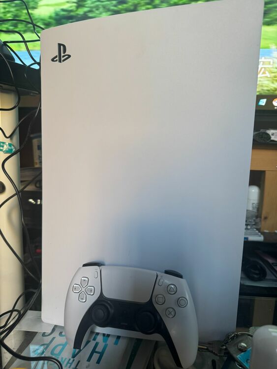 PS5　cf-1 1200（ゲーム機本体・ゲームソフト）の商品画像 - 査定依頼日：2025年9月7日 - 最高査定価格：35,000円