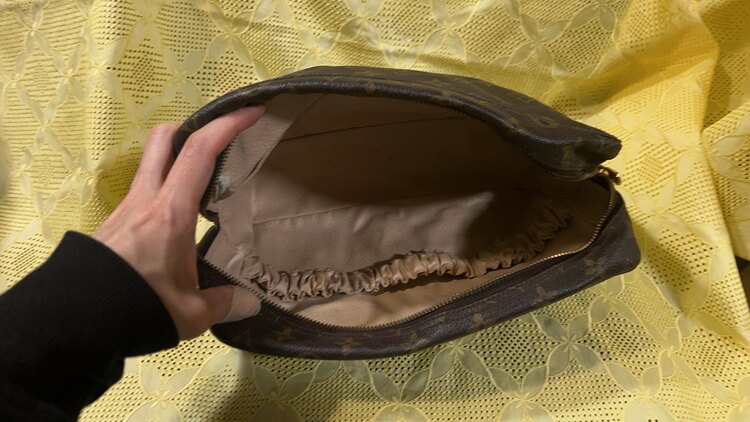 セカンドバック（ブランドバッグ）の商品画像 - 査定依頼日：2025年2月25日 - 最高査定価格：25,000円