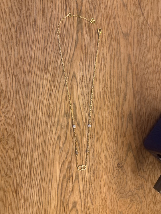 ディオール  （ブランドバッグ）の商品画像 - 査定依頼日：2025年9月26日 - 最高査定価格：18,000円