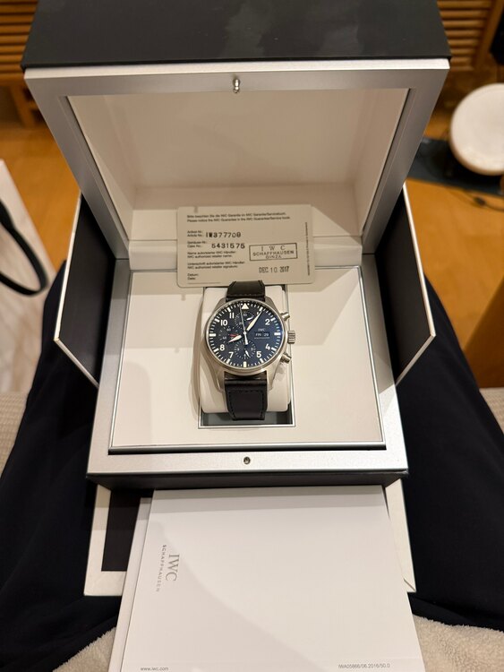 IWC パイロットウォッチ IW37770（高級時計）の商品画像 - 査定依頼日：2025年3月23日 - 最高査定価格：440,000円