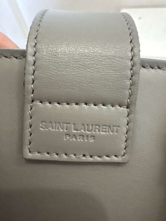 イブサンローラン  （ブランドバッグ）の商品画像 - 査定依頼日：2026年3月31日 - 最高査定価格：110,000円