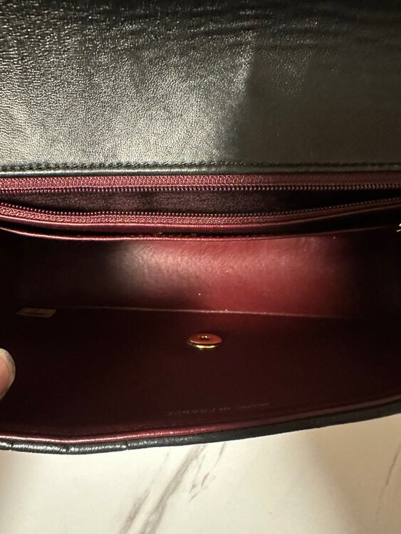 マドモアゼルラムスキン（ブランドバッグ）の商品画像 - 査定依頼日：2025年3月31日 - 最高査定価格：300,000円