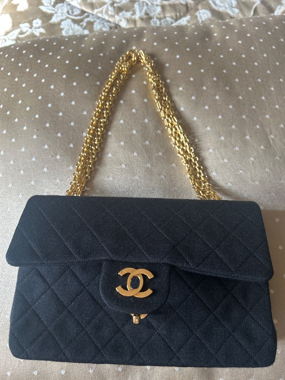 シャネル シャネル(その他) （ブランドバッグ）の商品画像 - 査定依頼日：2025年10月29日 - 最高査定価格：250,000円