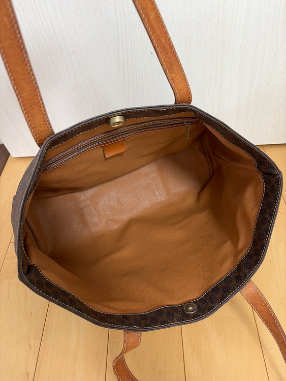 セリーヌ（ブランドバッグ）の商品画像 - 査定依頼日：2026年9月22日 - 最高査定価格：10,000円