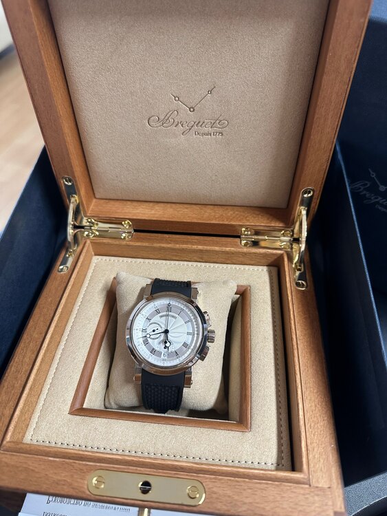 クロノグラフ　REF:5827（高級時計）の商品画像 - 査定依頼日：2025年2月6日 - 最高査定価格：2,330,000円