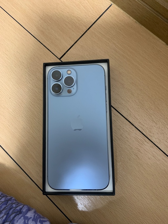 iPhone iPhone 13 Pro Max 128GB au（スマホ）の商品画像 - 査定依頼日：2026年7月16日 - 最高査定価格：59,000円